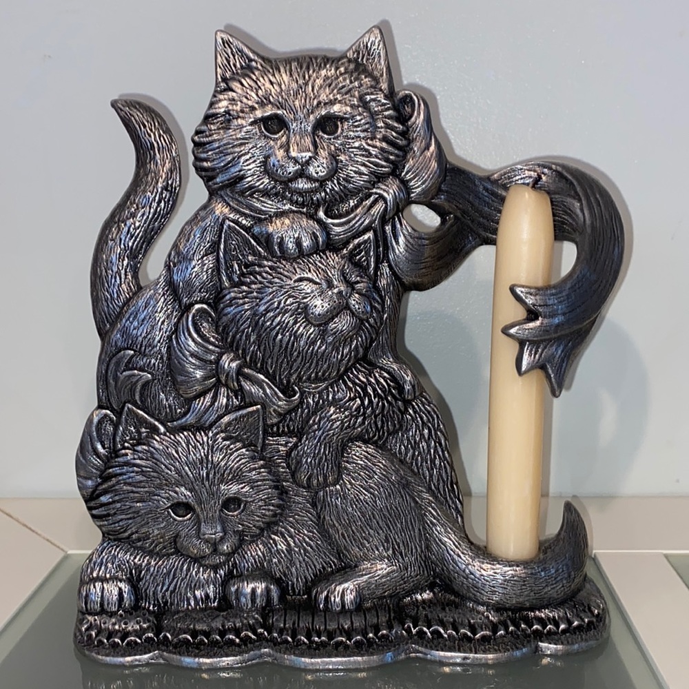 Vintage CARSON PEWTER CAT TAPERED CANDLESTICK HOLDER